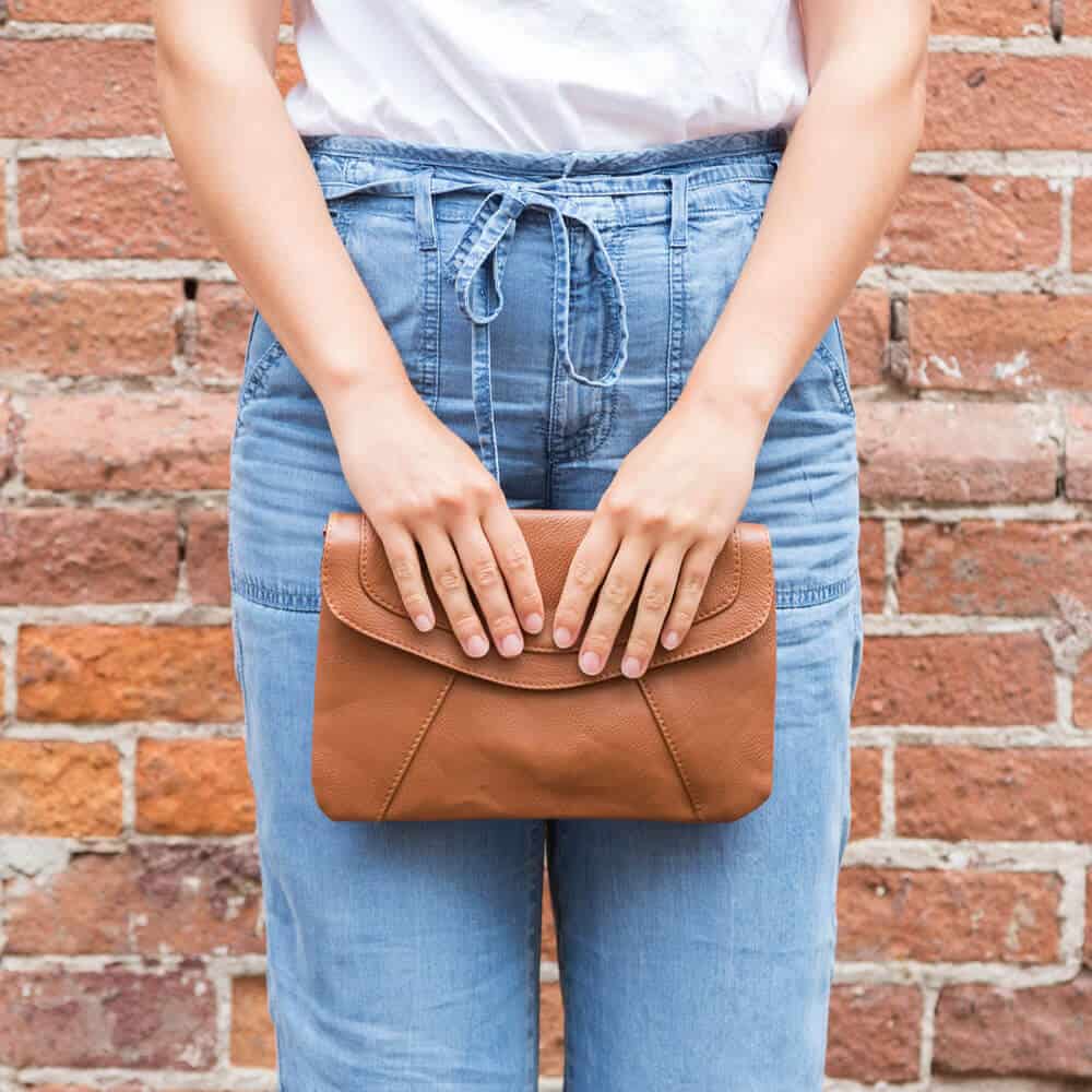 Light Brown Clutch - Imagen 2